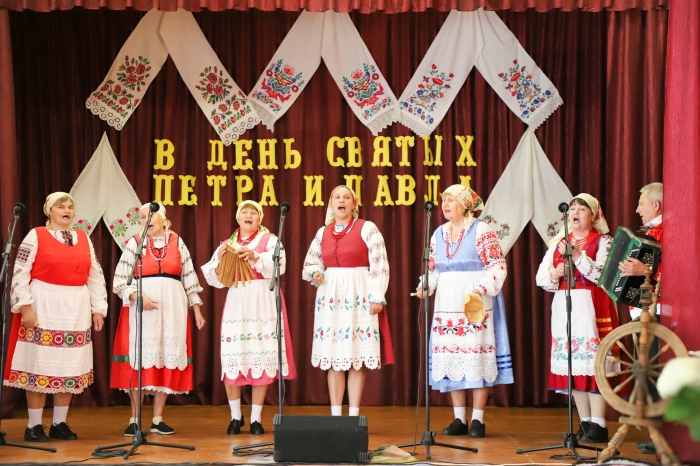 В селе Лопатни отметили народный праздник «Петров день»