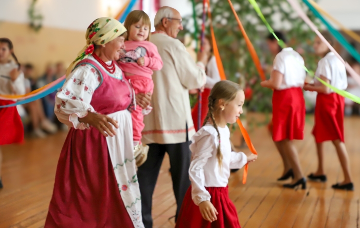 В селе Лопатни отметили народный праздник «Петров день»