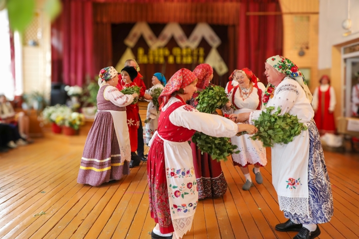 В селе Лопатни отметили народный праздник «Петров день»