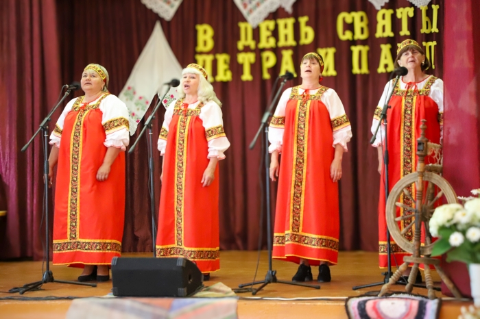 В селе Лопатни отметили народный праздник «Петров день»
