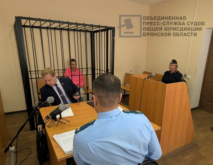 Помещена под домашний арест обвиняемая в мошенничестве с выплатами за погибшего участника СВО