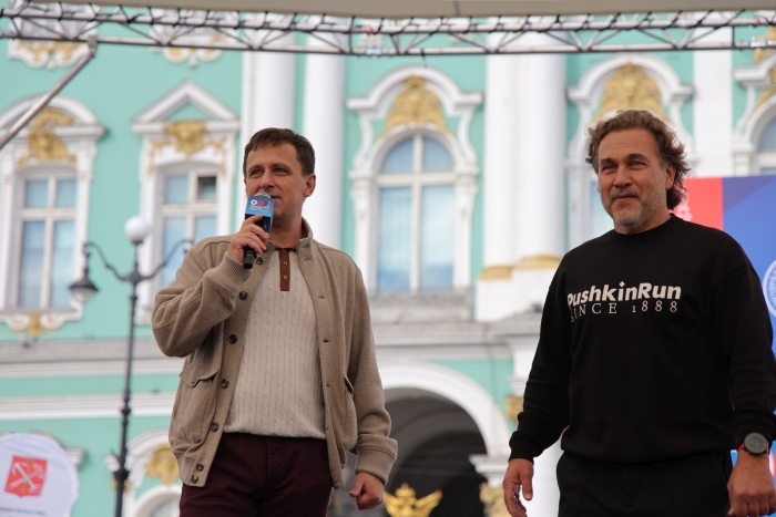 ВТБ наградил победителей 99-го Петербургского марафона «Пушкин–Петербург»