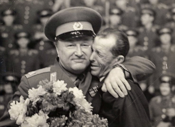 «Соловей России» из Клинцов: в краеведческом музее вспоминают Евгения Беляева
