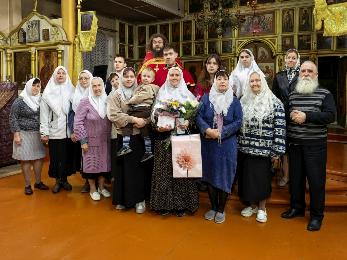 В Клинцах поздравили матушку Севастьяну с юбилеем и Днём ангела