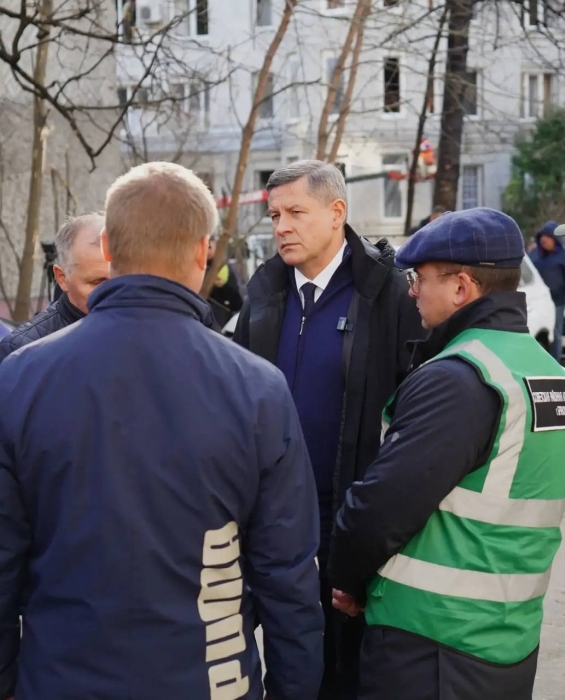 В Брянске устраняют последствия атаки БПЛА: повреждено около 200 квартир