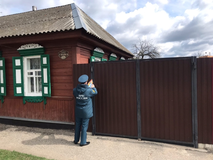 В Клинцах и Клинцовском районе проводятся противопожарные инструктажи граждан