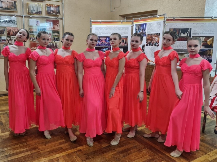 Танцевальный коллектив «Акварель» успешно выступил во всероссийском конкурсе-фестивале