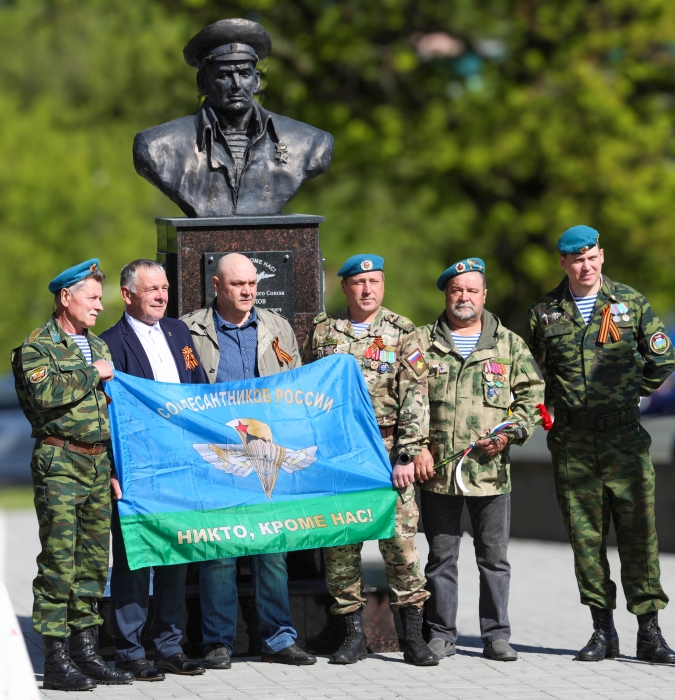 В Клинцах состоялся митинг-концерт «Была весна-весна Победы» и автопробег