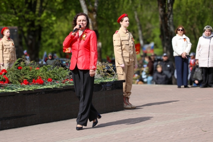 В Клинцах состоялся митинг-концерт «Была весна-весна Победы» и автопробег