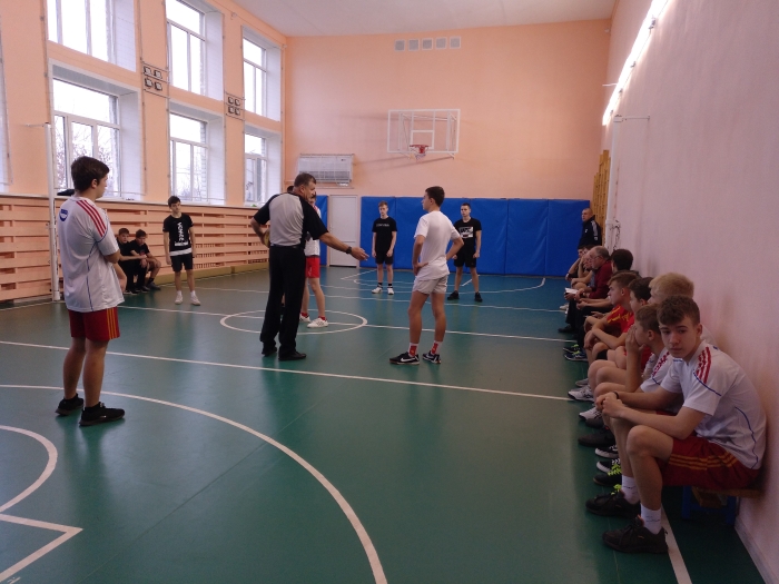 В Клинцовском районе прошли соревнования по баскетболу среди юношей