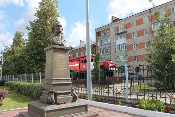 Бюсты Клинцов, прогулка по городу