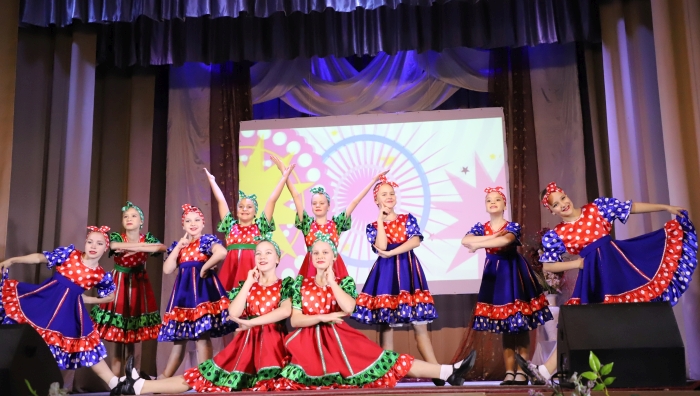 «Планета в маминых руках!» , посвященное Дню матери.