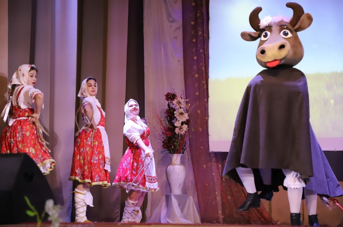 «Планета в маминых руках!» , посвященное Дню матери.