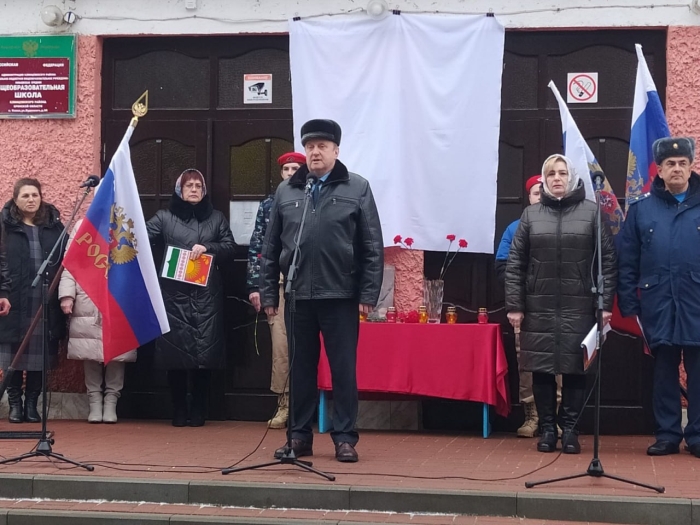 В Клинцовском районе открыли мемориальную доску памяти  Евгения Килипенко