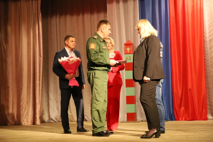 В Клинцах состоялось торжественное мероприятие, посвященное Дню пограничника