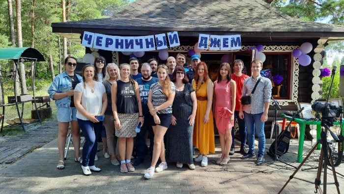 На базе отдыха «Затишье» состоялся межрегиональный слёт поэтов, писателей и авторов-исполнителей 