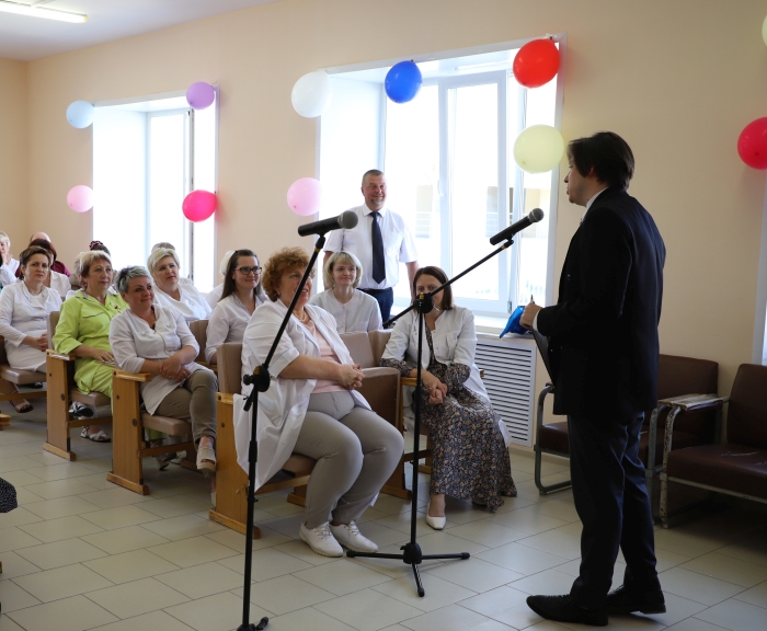 В Клинцах медицинских работников поздравили с профессиональным праздником