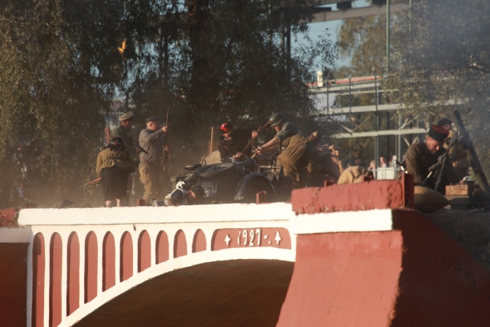 В Гомельской области прошла военно-историческая реконструкция форсирования реки Ипуть