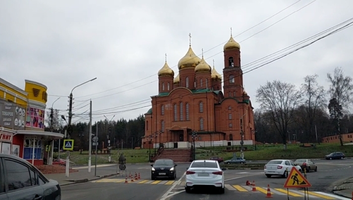 В Клинцах обновляют разметку на пешеходных переходах