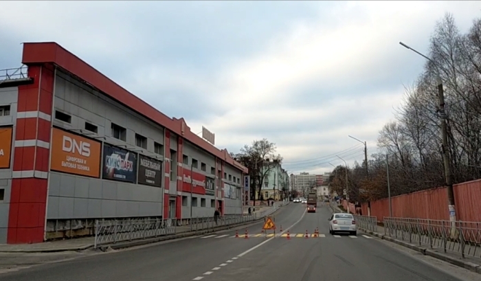 В Клинцах обновляют разметку на пешеходных переходах