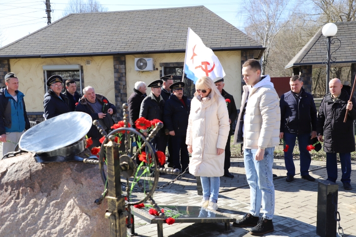 В Клинцах отметили День моряка-подводника