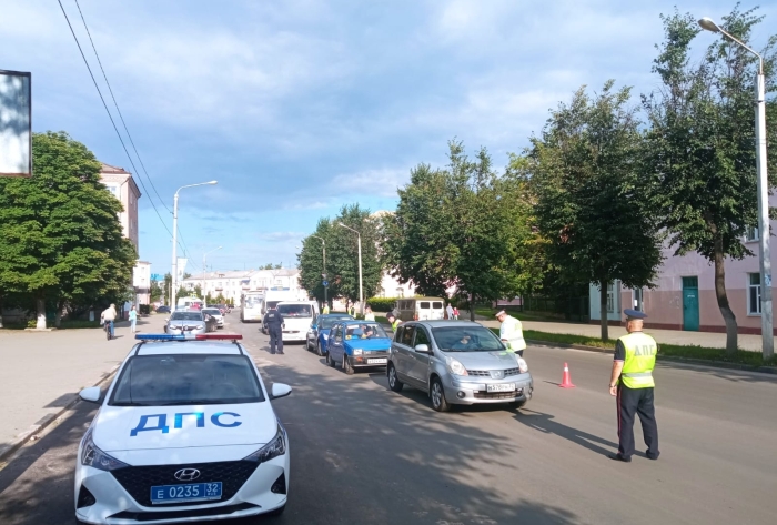 В Клинцах проходят сплошные проверки по выявлению пьяных водителей