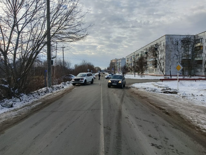 В Клинцах на перекрестке иномарка сбила пешехода