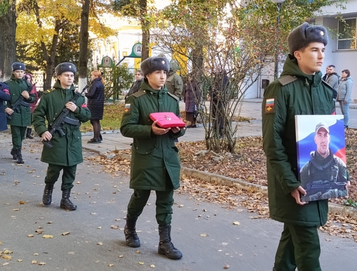 В Клинцовском районе простились с участником СВО Виталием Дудко