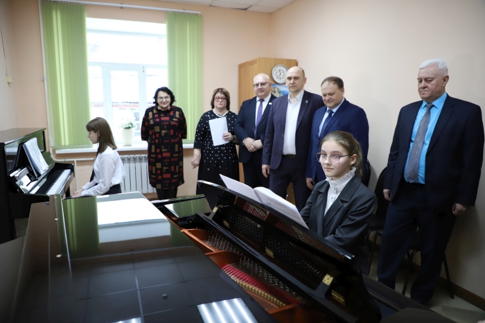 Группа региональных депутатов с рабочей поездкой посетила г. Клинцы