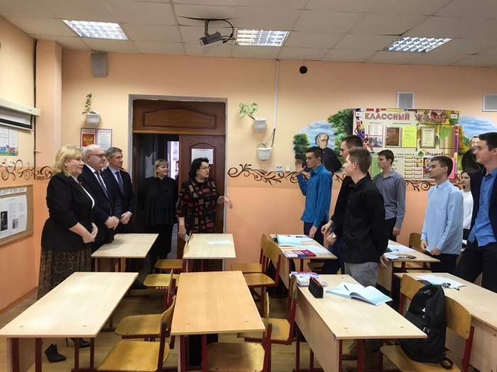 Группа региональных депутатов с рабочей поездкой посетила г. Клинцы
