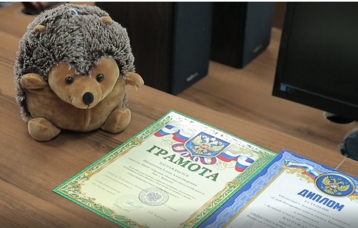 Брянские школьники спасли ежиков!