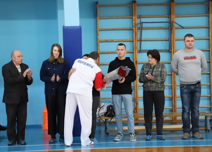 В Клинцах проходит турнир по самбо, посвященный памяти Андрея Елисейкина
