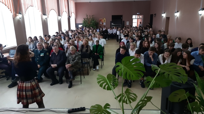 В Клинцах прошел фестиваль для школьников 9 - 11 классов «Шаг в профессию»
