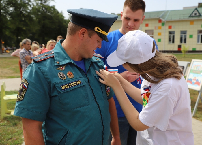 В Клинцах отмечают День государственного флага РФ