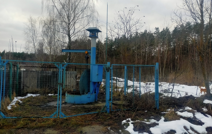 Зловонные фонтаны бьют на улицах Клинцов