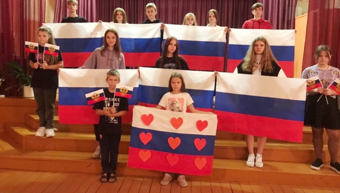 В Клинцовском районе прошла акция «Бело-сине-красные сердца»