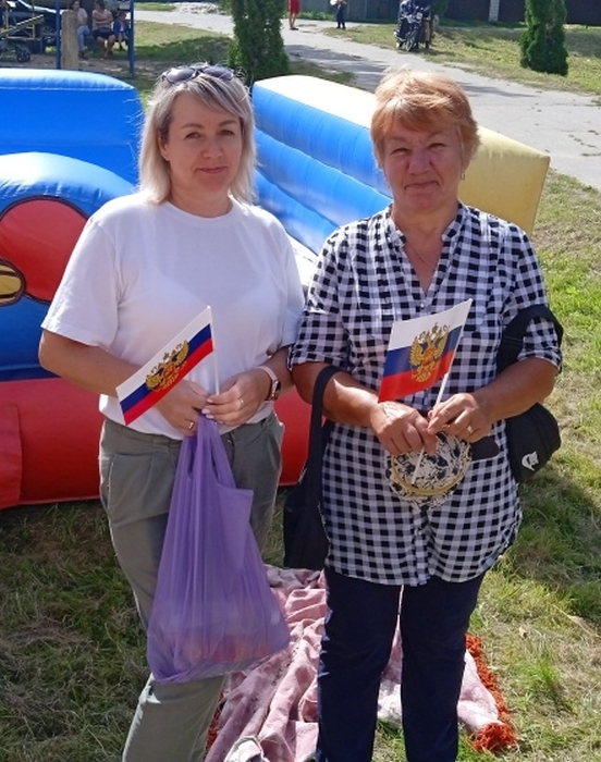 В Клинцовском районе прошла акция «Бело-сине-красные сердца»
