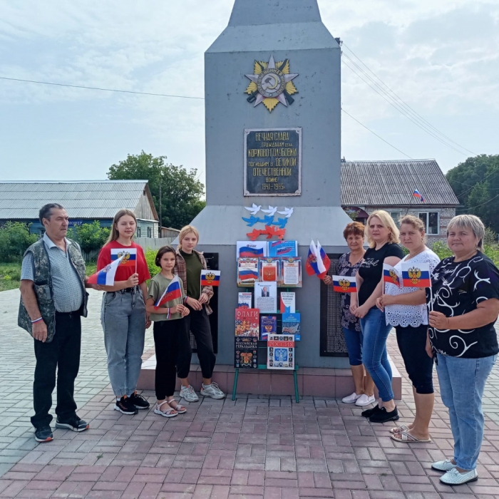В Клинцовском районе прошла акция «Бело-сине-красные сердца»