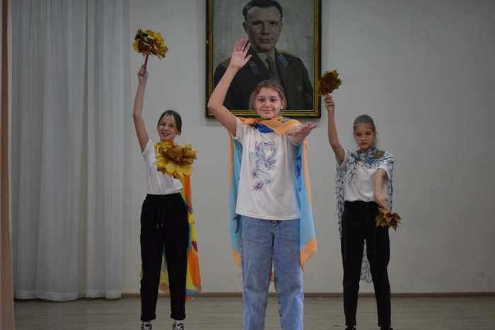 В Клинцах в гимназии №1 им. Ю.А. Гагарина прошла «Осенняя ярмарка»