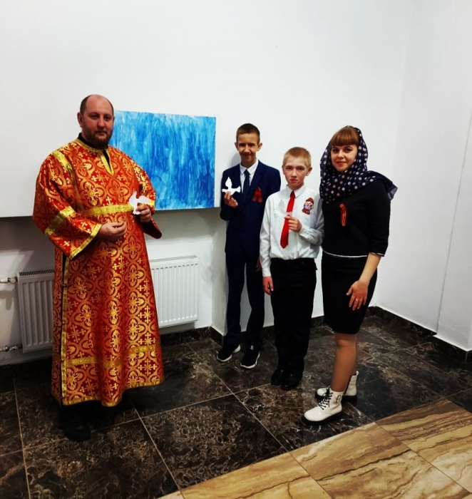 В Клинцах прошла акция «Голубь мира - голубь Победы»