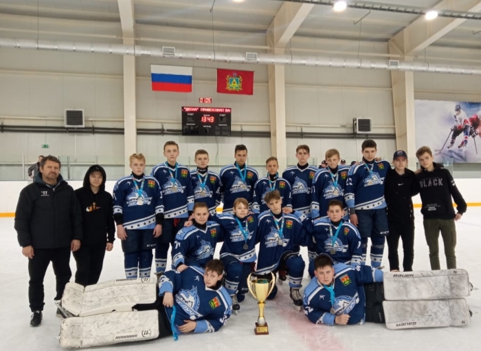 Клинцовские хоккеисты стали серебряными призерами кубка губернатора Брянской области по хоккею среди юношей 2007-2008
