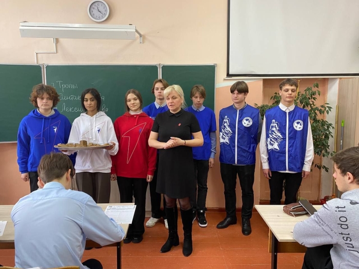 В Клинцах раздавали хлебные пайки в память о подвиге жителей блокадного Ленинграда