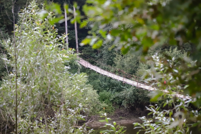 Самый известный подвесной мост в Брянской области требует срочного ремонта