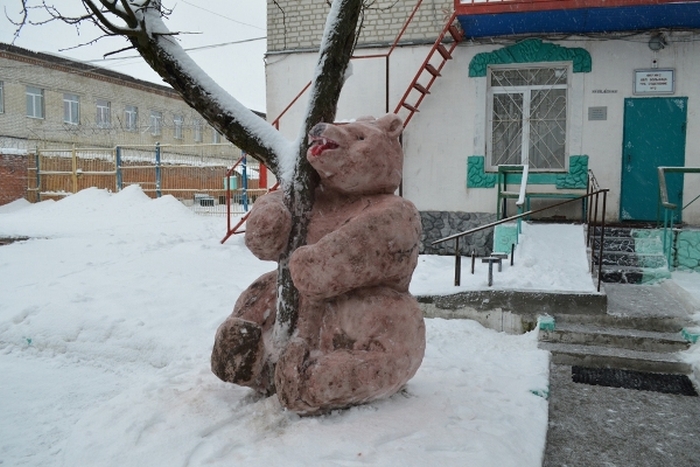 В исправительных учреждениях Брянской области завершился конкурс снежных фигур