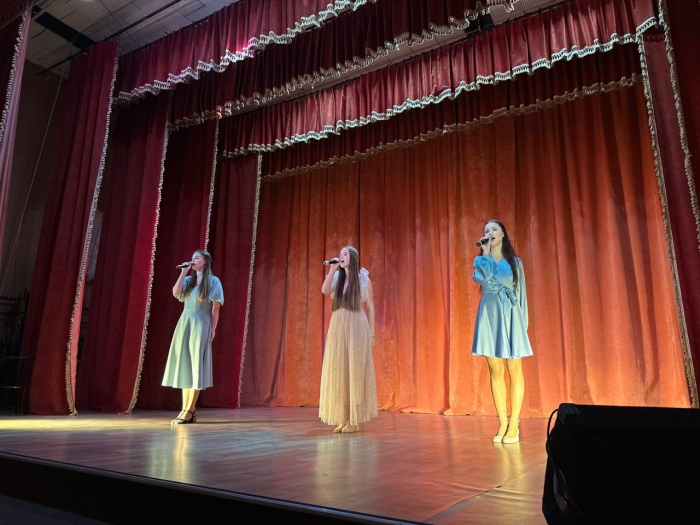 Вокальная группа «Любавушка» представила концертную программу в санатории «Затишье»