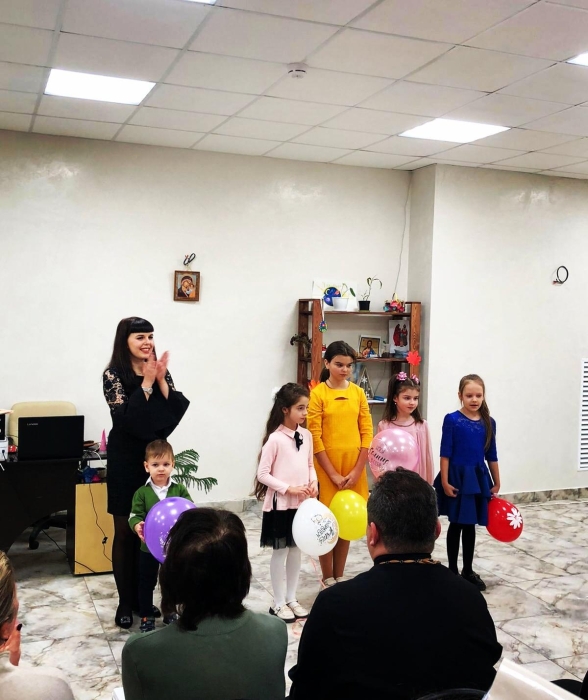 В Клинцах в воскресной школе прошел концерт, посвященный дню матери