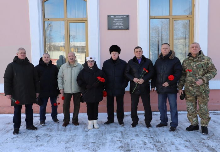 Память погибших сотрудников милиции почтили в Клинцах