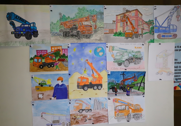 В АО «Клинцовский автокрановый завод» проходят конкурсы рисунков и технического творчества