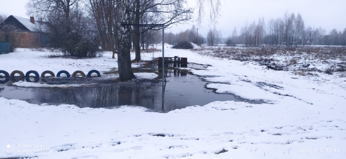 Жители Клинцовского района просят отремонтировать водоразборную колонку