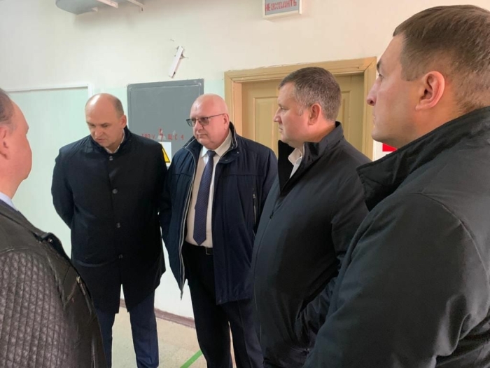 В Клинцах депутаты областной Думы и представители регионального правительства осмотрели учреждения здравоохранения